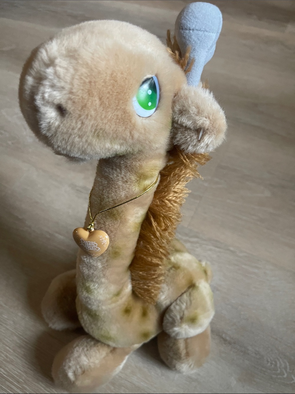 Vintage Precious Moments 1985 Alfred the Giraffe 14” tall plush animal Applause